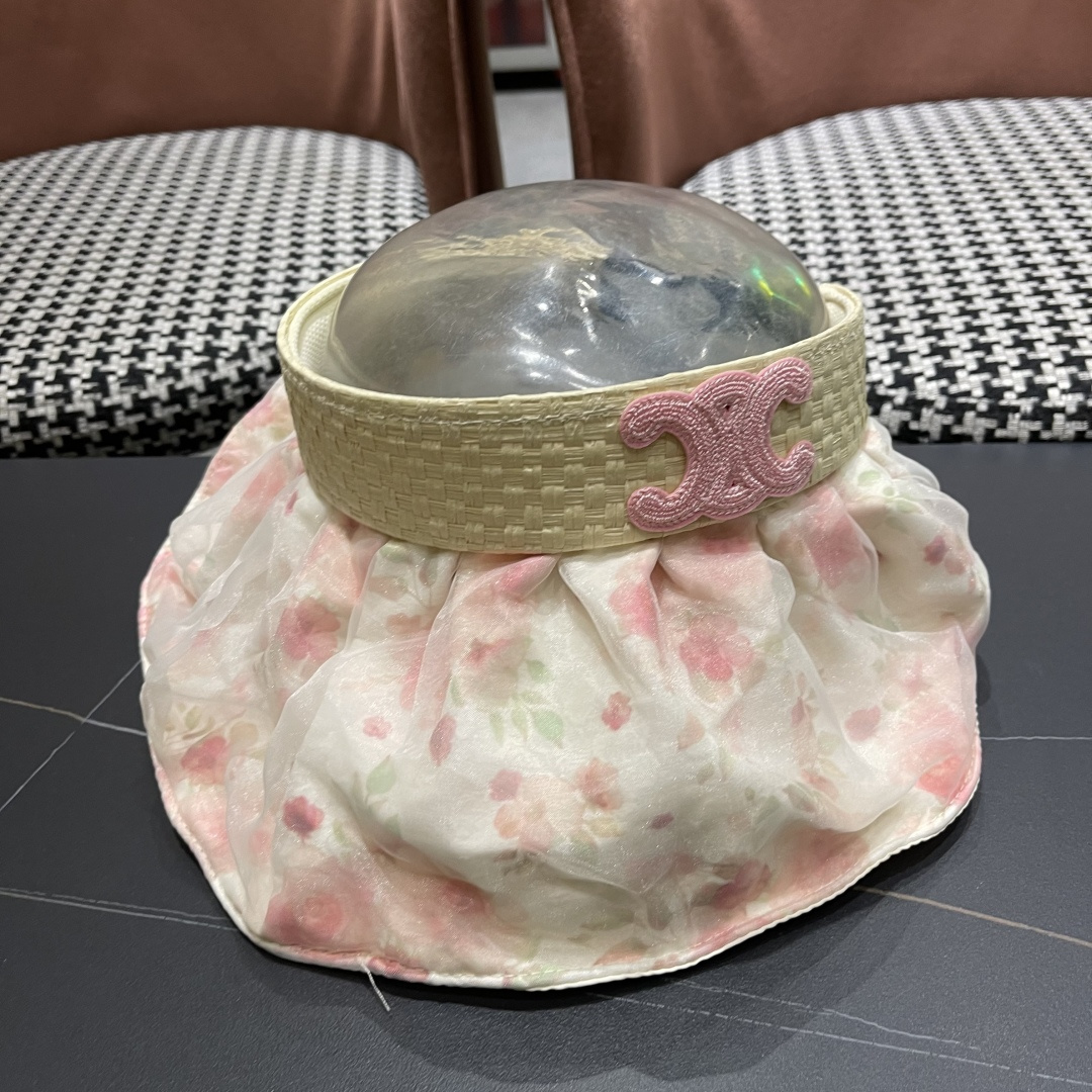 赛琳 夏季新款女花朵出游可收纳发箍贝壳帽空顶防晒
帽百搭遮阳帽沙滩帽