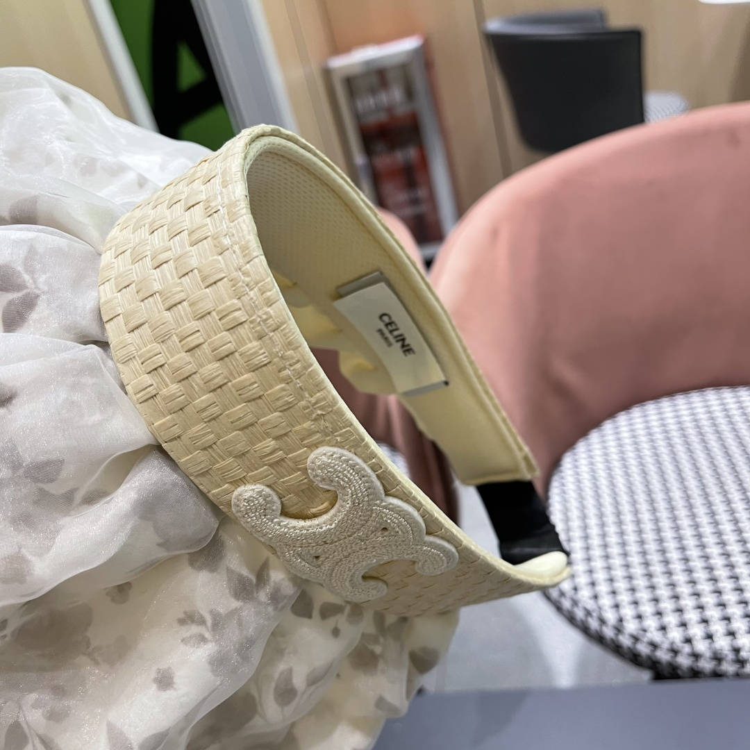  赛琳 夏季新款女花朵出游可收纳发箍贝壳帽空顶防晒
帽百搭遮阳帽沙滩帽