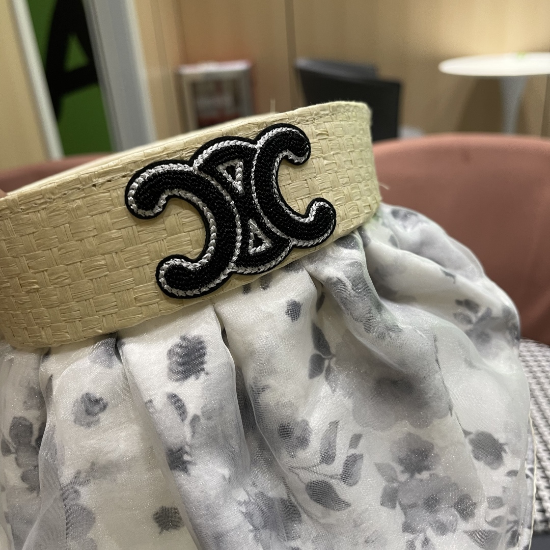  赛琳 夏季新款女花朵出游可收纳发箍贝壳帽空顶防晒
帽百搭遮阳帽沙滩帽