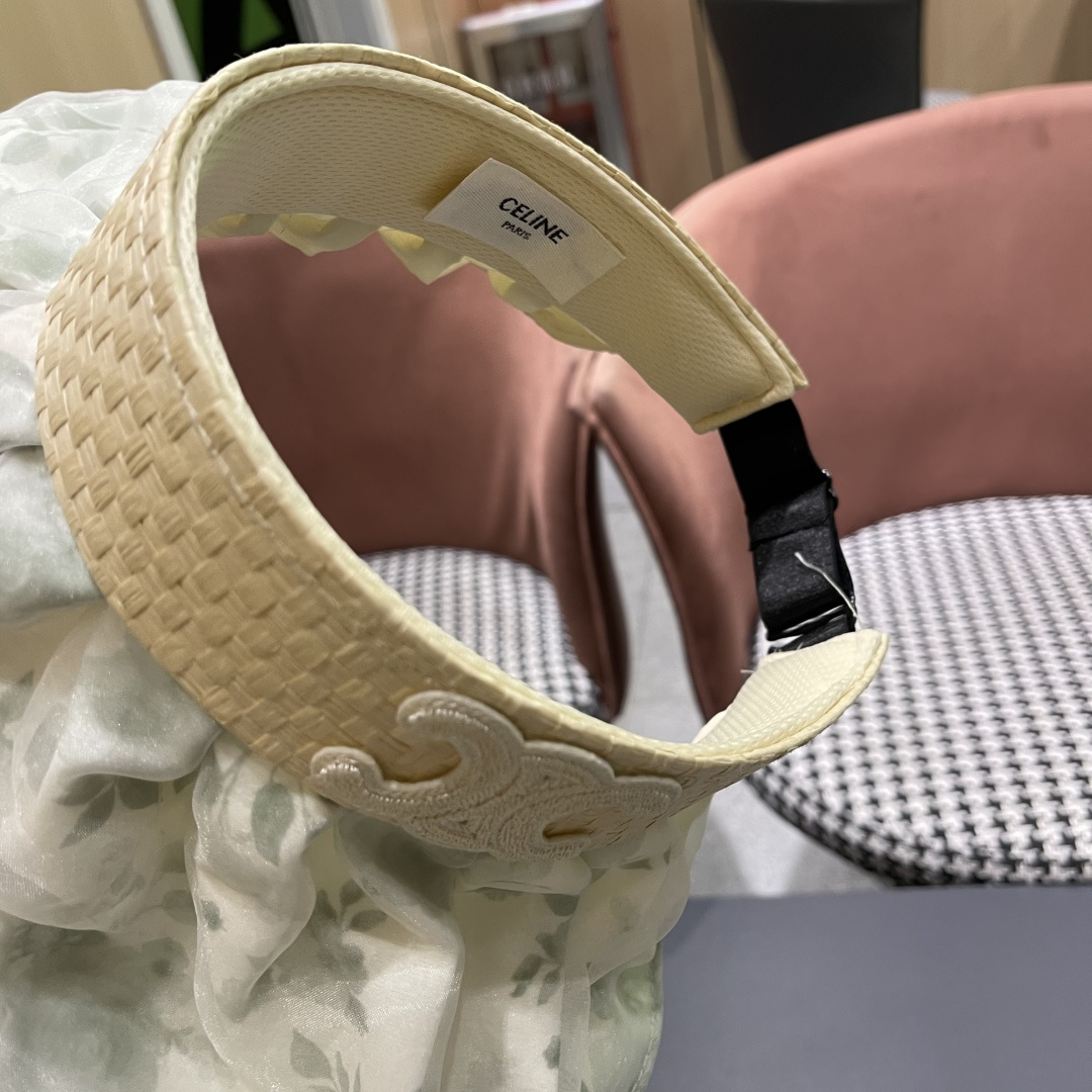  赛琳 夏季新款女花朵出游可收纳发箍贝壳帽空顶防晒
帽百搭遮阳帽沙滩帽