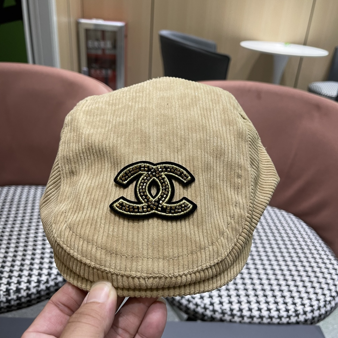  香奈儿 2025 新款豹纹前进帽子女生经典复古鸭舌帽甜
酷辣妺个性蓓蕾帽