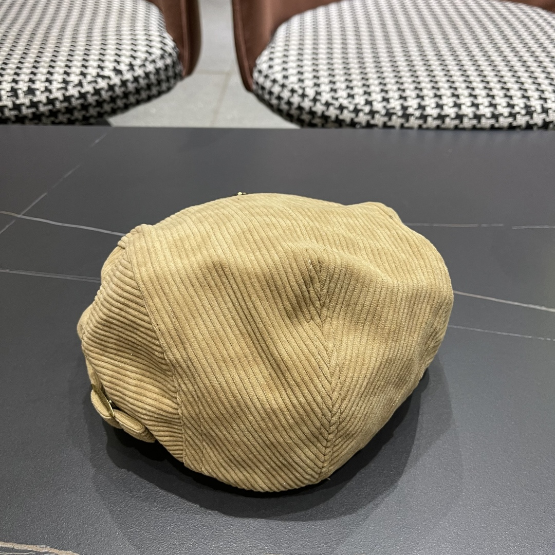  香奈儿 2025 新款豹纹前进帽子女生经典复古鸭舌帽甜
酷辣妺个性蓓蕾帽