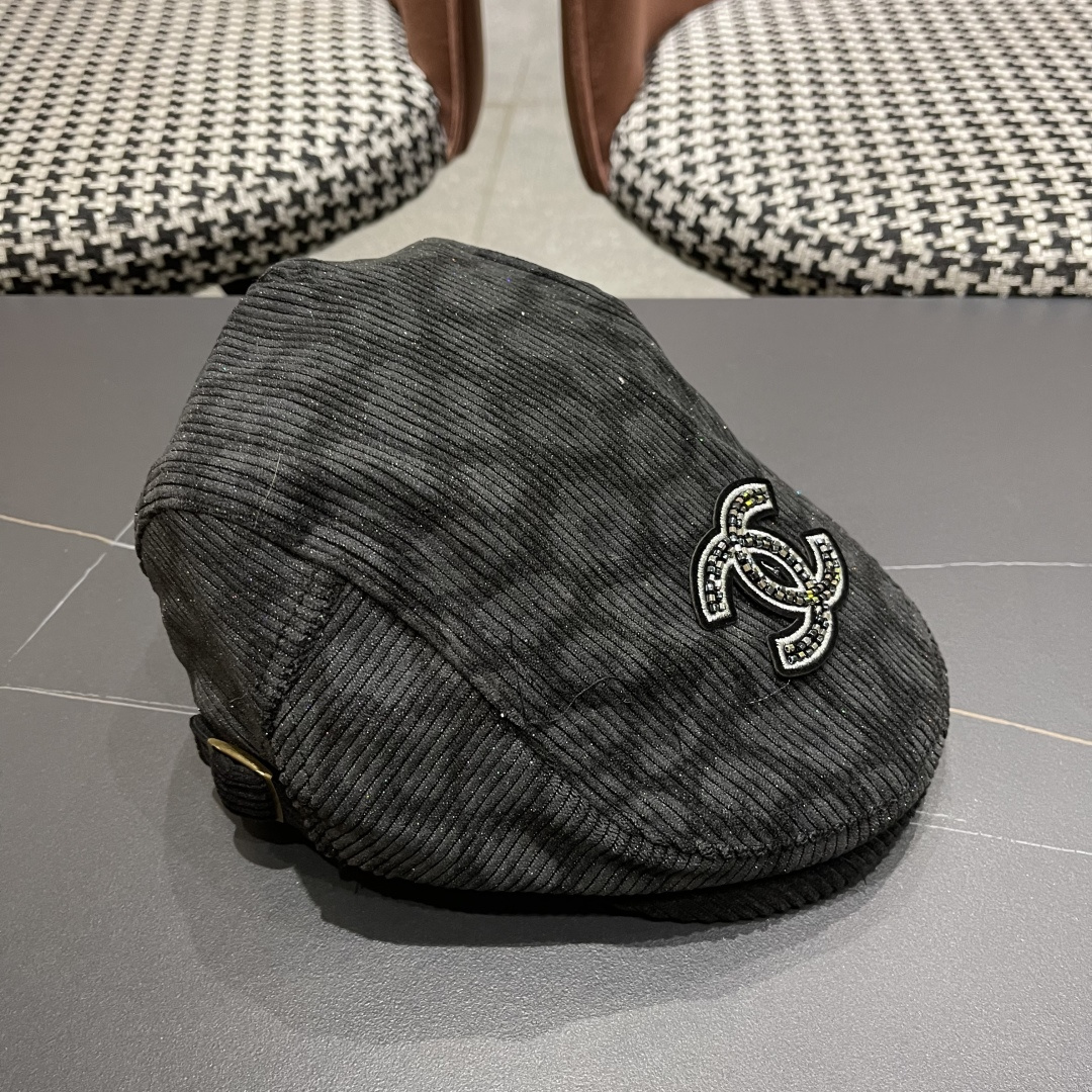  香奈儿 2025 新款豹纹前进帽子女生经典复古鸭舌帽甜
酷辣妺个性蓓蕾帽