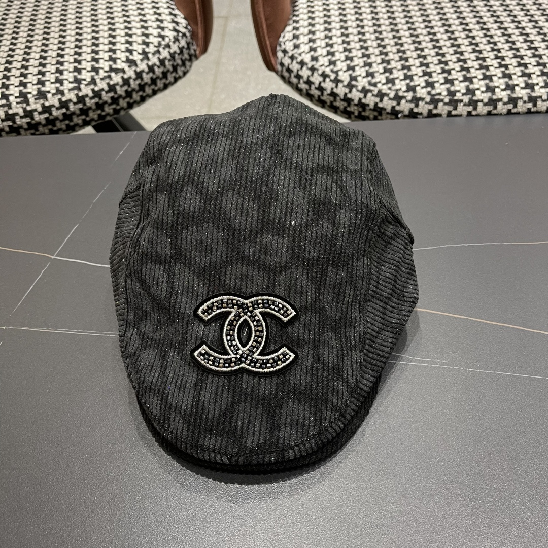  香奈儿 2025 新款豹纹前进帽子女生经典复古鸭舌帽甜
酷辣妺个性蓓蕾帽