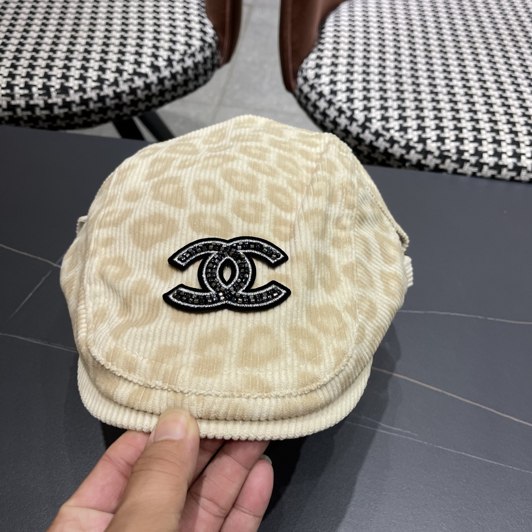  香奈儿 2025 新款豹纹前进帽子女生经典复古鸭舌帽甜
酷辣妺个性蓓蕾帽