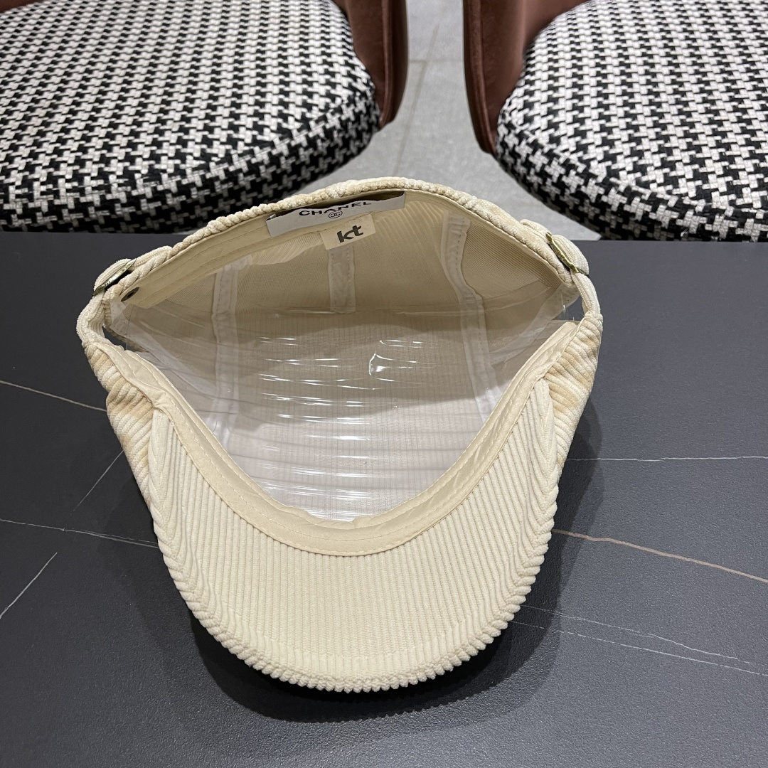  香奈儿 2025 新款豹纹前进帽子女生经典复古鸭舌帽甜
酷辣妺个性蓓蕾帽