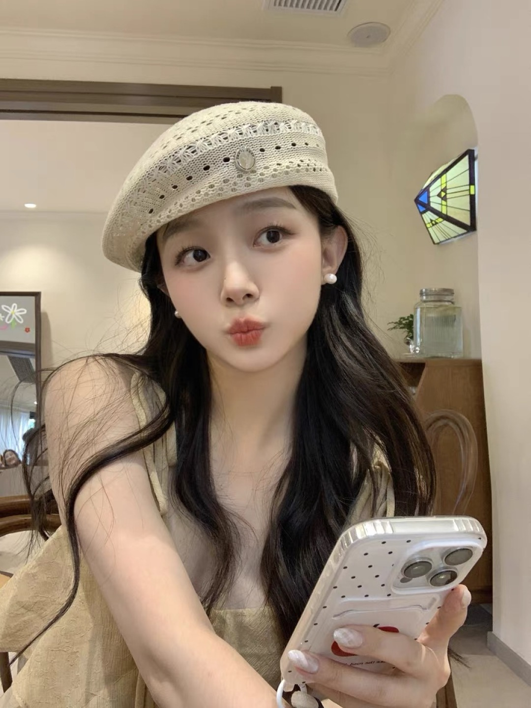  普拉达 纯色镂空薄款贝雷帽女2025新款夏季文艺百搭画家帽时尚八角帽