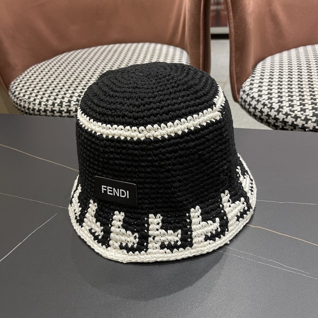  芬迪 春秋韩版手工编织小众绣花盆帽薄款气质出街显
脸小渔夫帽毛线帽潮