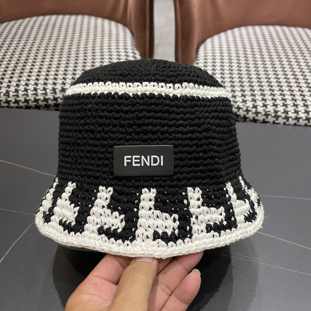  芬迪 春秋韩版手工编织小众绣花盆帽薄款气质出街显
脸小渔夫帽毛线帽潮