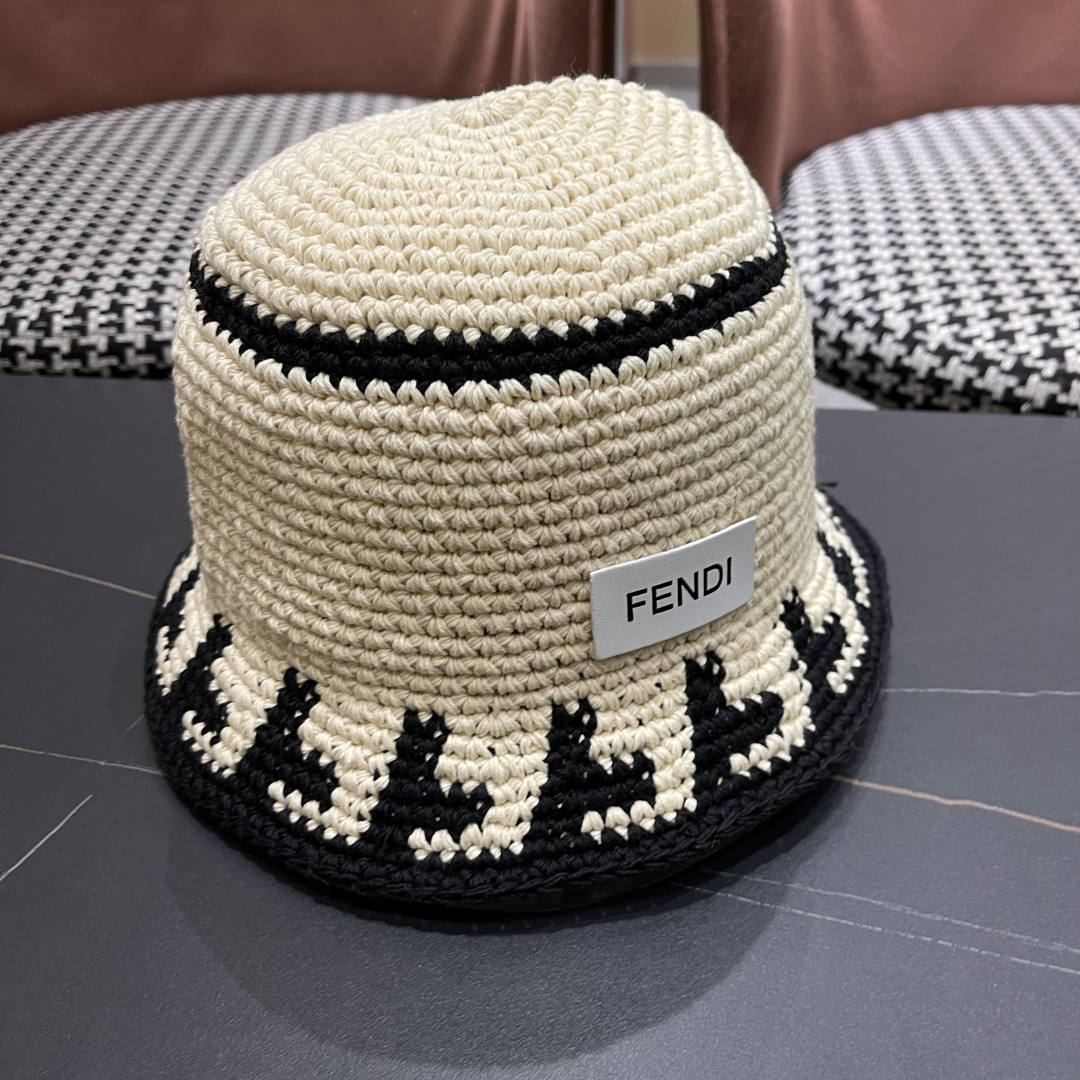  芬迪 春秋韩版手工编织小众绣花盆帽薄款气质出街显
脸小渔夫帽毛线帽潮