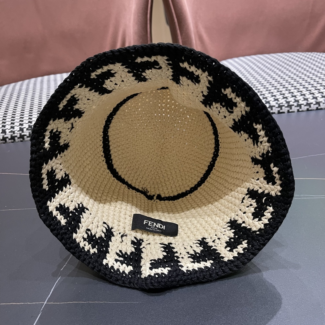  芬迪 春秋韩版手工编织小众绣花盆帽薄款气质出街显
脸小渔夫帽毛线帽潮