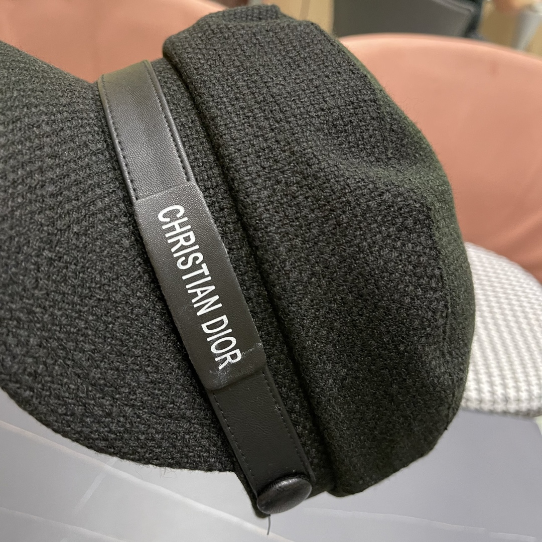  迪奥 韩版贝雷帽女早春新款高级感百搭品脸小八角帽报童画家帽子