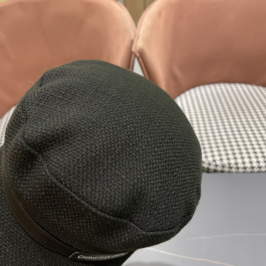  迪奥 韩版贝雷帽女早春新款高级感百搭品脸小八角帽报童画家帽子