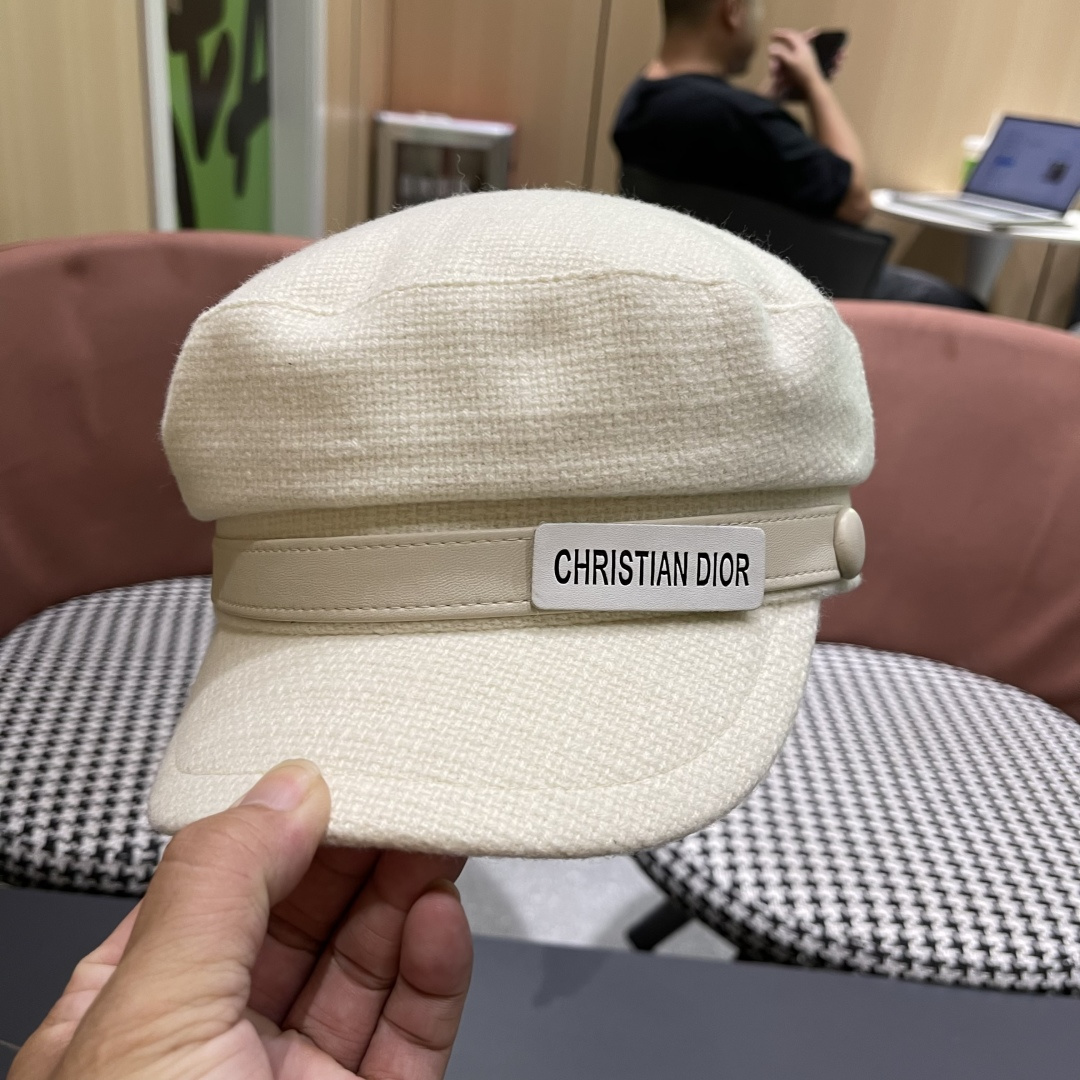  迪奥 韩版贝雷帽女早春新款高级感百搭品脸小八角帽报童画家帽子
