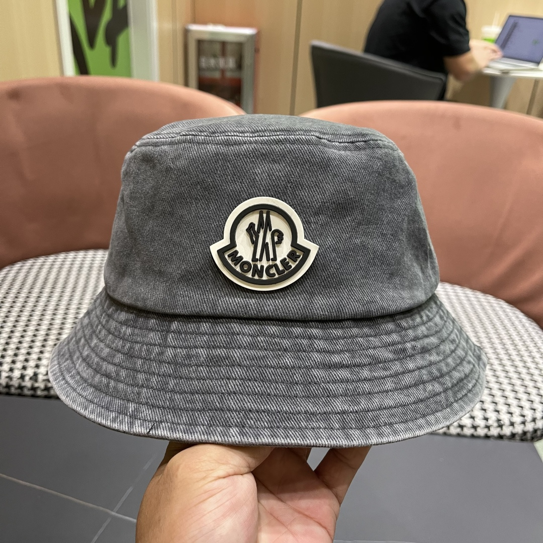  Moncler蒙口做旧复古洗水2025新款秋款渔夫帽，经典流行款，质量超赞，