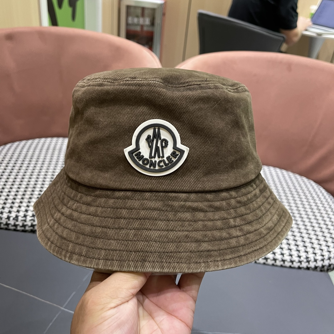  Moncler蒙口做旧复古洗水2025新款秋款渔夫帽，经典流行款，质量超赞，
