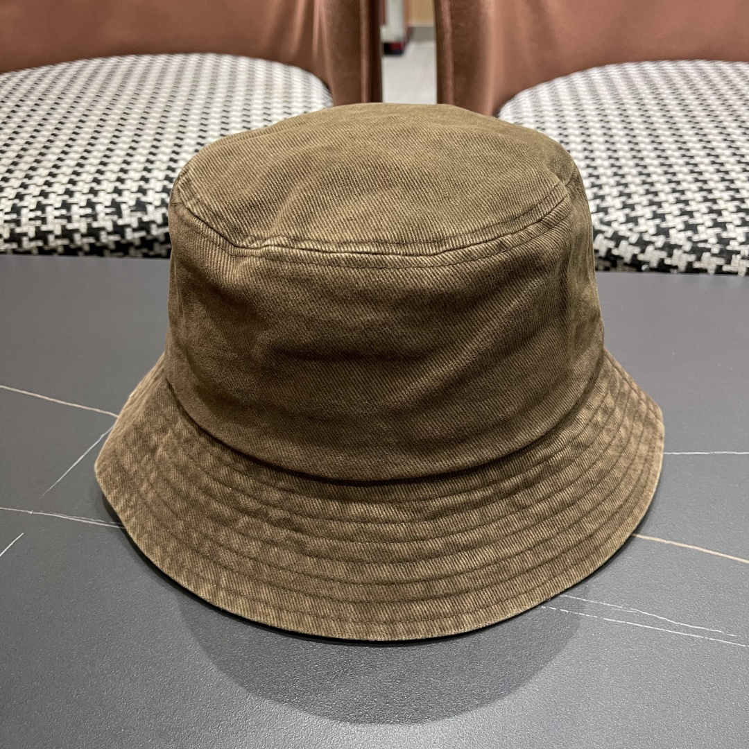  Moncler蒙口做旧复古洗水2025新款秋款渔夫帽，经典流行款，质量超赞，