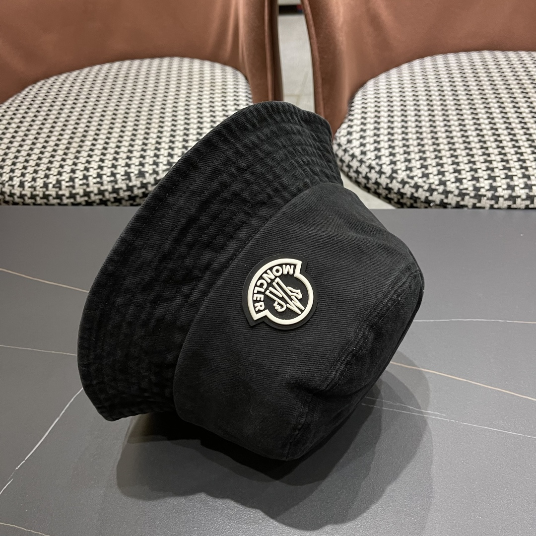  Moncler蒙口做旧复古洗水2025新款秋款渔夫帽，经典流行款，质量超赞，