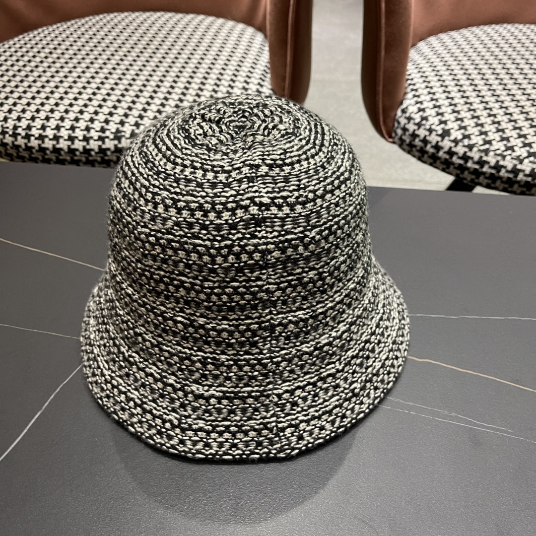  Lv路易威登 2025新款夏秋遮脸日系百搭大头围渔夫帽
遮阳防晒盆帽太阳帽