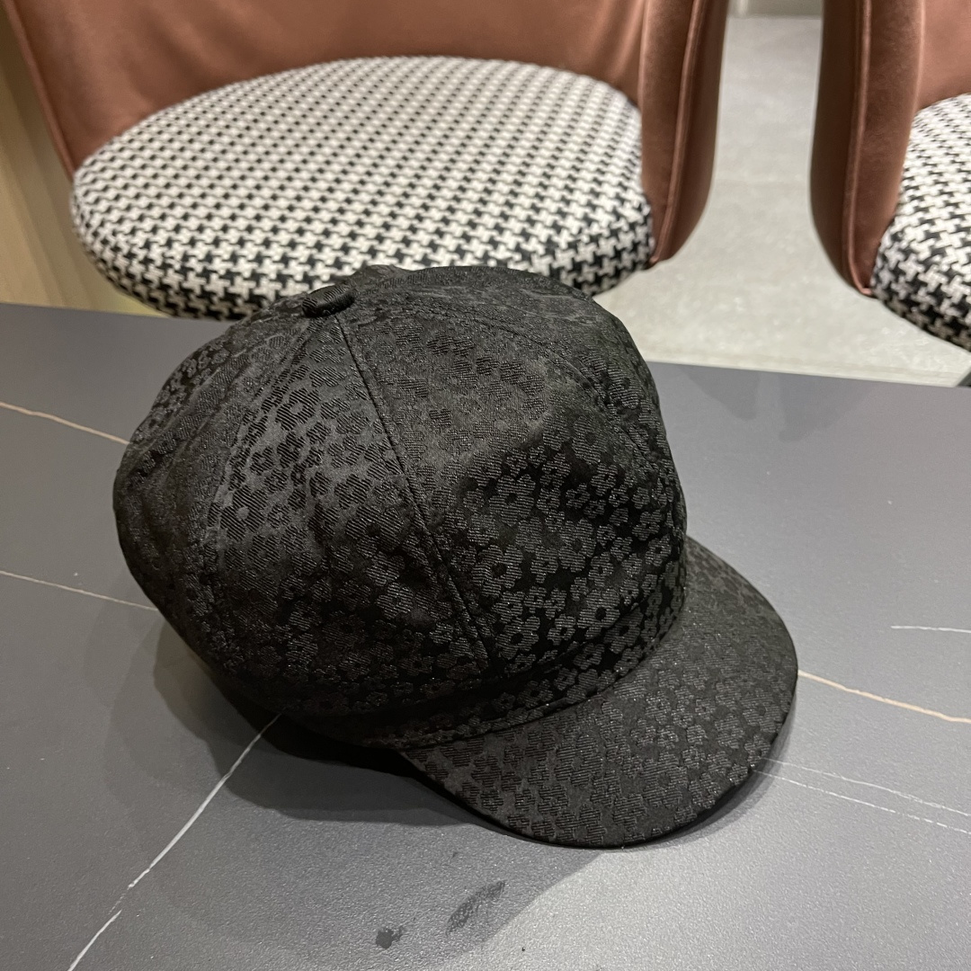  Lv路易威登 碎花蕾丝贝雷帽女夏季薄款透气品脸小八角
帽韩版百搭报童画家帽子