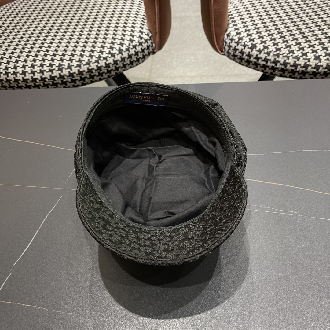  Lv路易威登 碎花蕾丝贝雷帽女夏季薄款透气品脸小八角
帽韩版百搭报童画家帽子