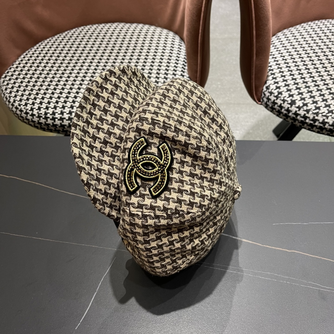  香奈儿 千鸟格云朵八角帽子女时尚秋冬复古英伦画家帽
韩版时尚百搭贝雷帽