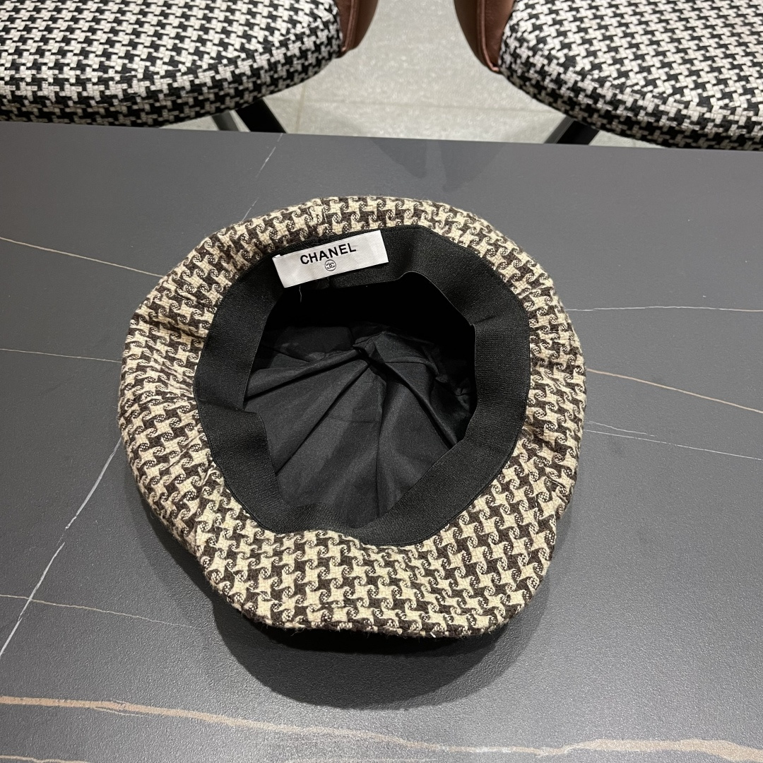  香奈儿 千鸟格云朵八角帽子女时尚秋冬复古英伦画家帽
韩版时尚百搭贝雷帽