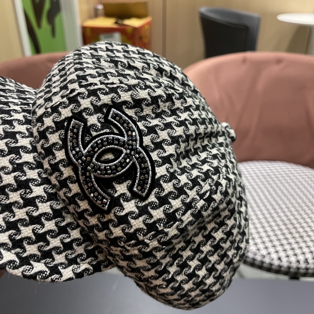  香奈儿 千鸟格云朵八角帽子女时尚秋冬复古英伦画家帽
韩版时尚百搭贝雷帽