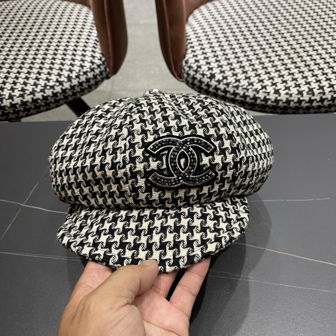  香奈儿 千鸟格云朵八角帽子女时尚秋冬复古英伦画家帽
韩版时尚百搭贝雷帽