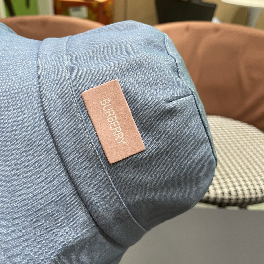  Burberry巴宝莉渔夫帽，2025早秋渔夫帽大牌高级十感足！简约尚时风