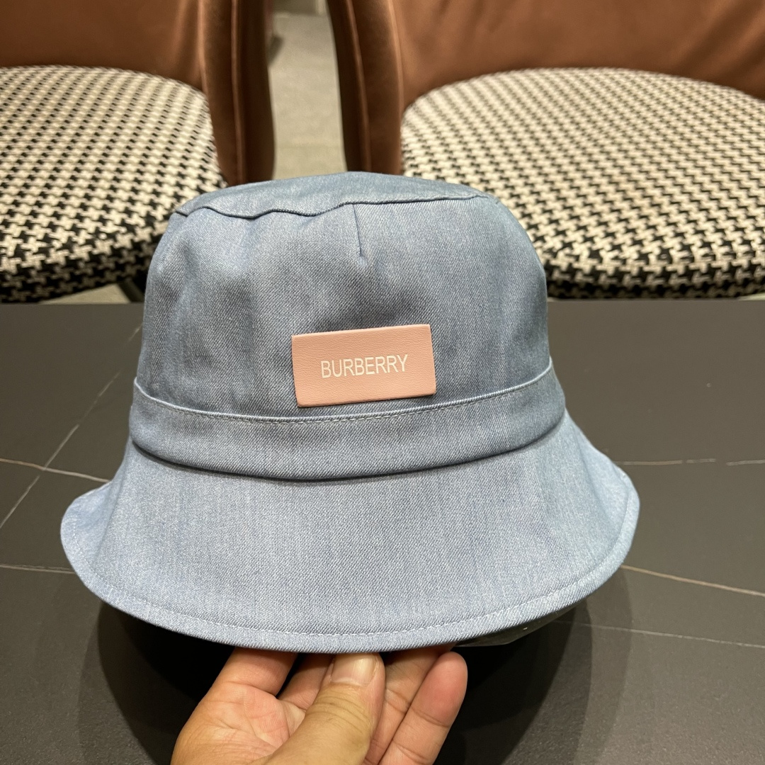  Burberry巴宝莉渔夫帽，2025早秋渔夫帽大牌高级十感足！简约尚时风