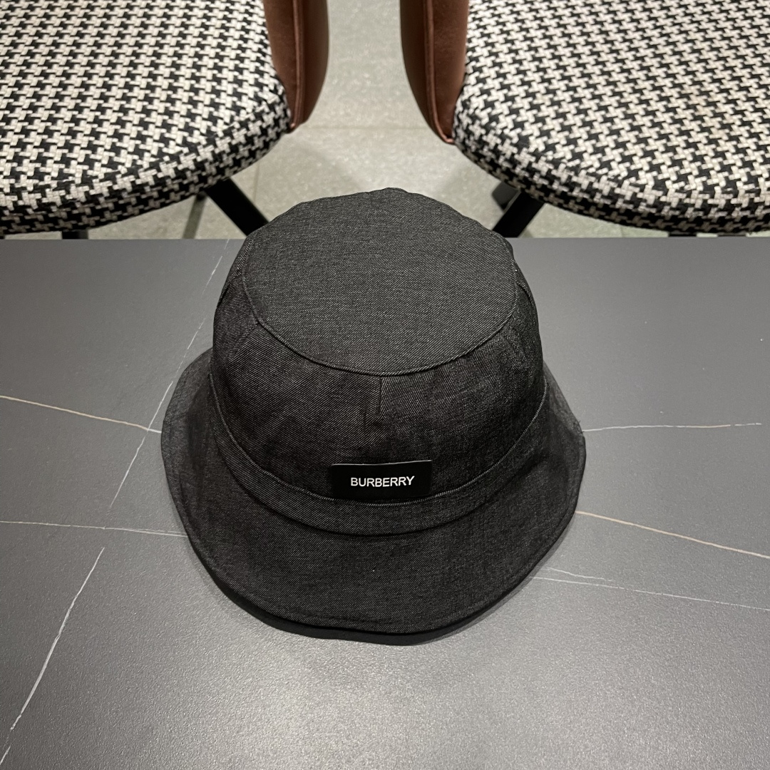  Burberry巴宝莉渔夫帽，2025早秋渔夫帽大牌高级十感足！简约尚时风