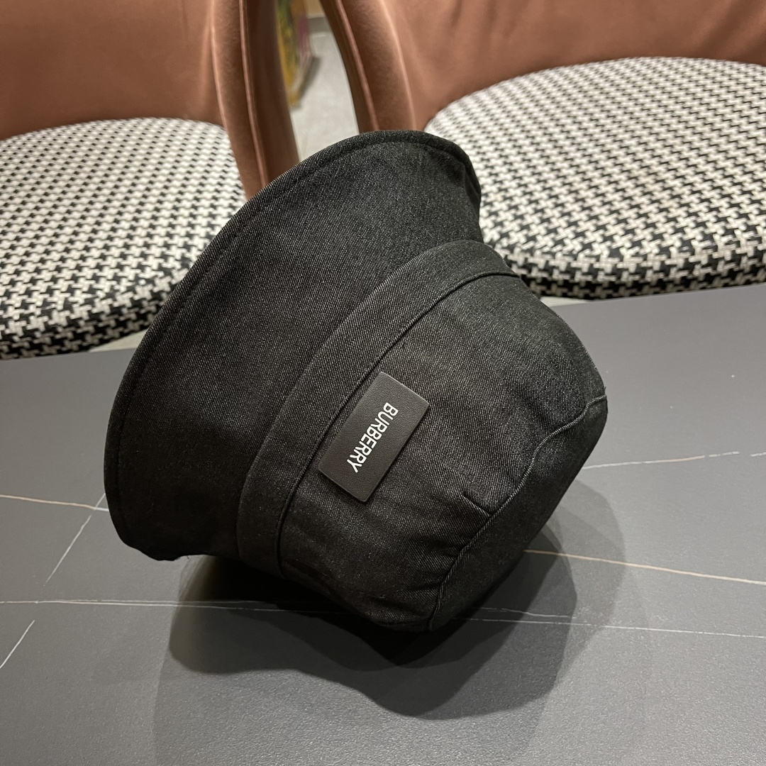  Burberry巴宝莉渔夫帽，2025早秋渔夫帽大牌高级十感足！简约尚时风