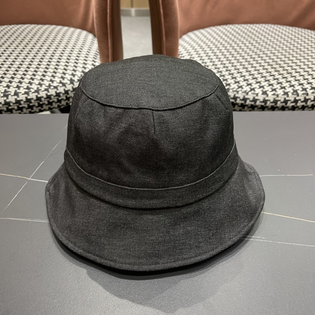  Burberry巴宝莉渔夫帽，2025早秋渔夫帽大牌高级十感足！简约尚时风