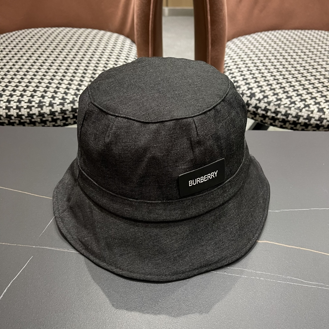  Burberry巴宝莉渔夫帽，2025早秋渔夫帽大牌高级十感足！简约尚时风