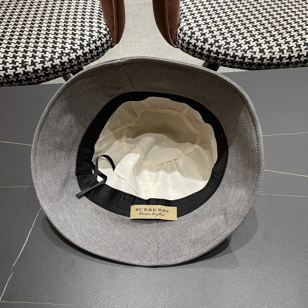  Burberry巴宝莉渔夫帽，2025早秋渔夫帽大牌高级十感足！简约尚时风