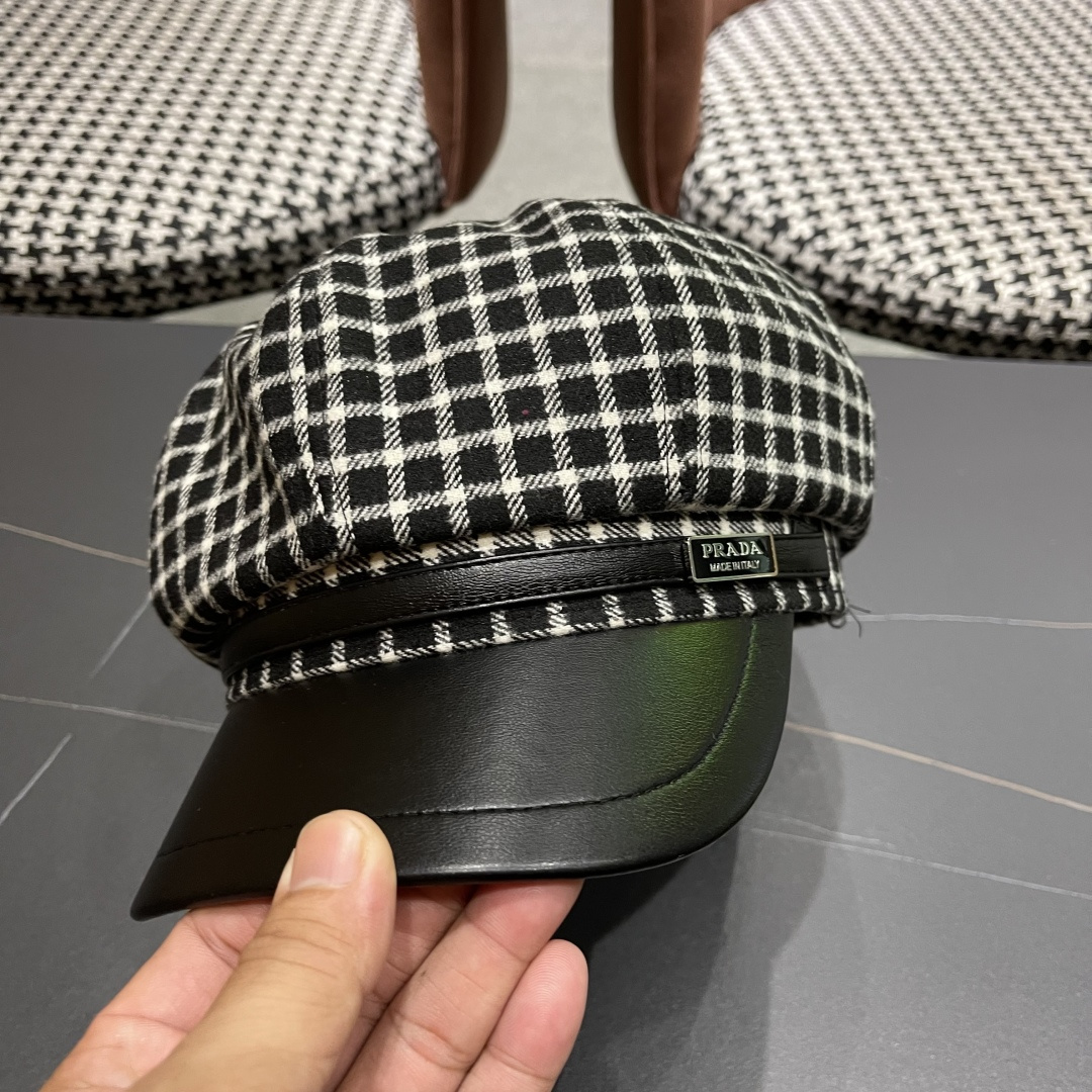  普拉达 2025 新款韩版格纹贝雷帽女春秋百搭显脸小
休闲画家帽潮八角帽
