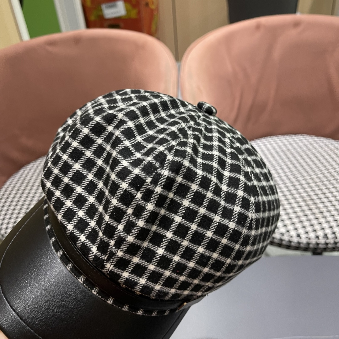  普拉达 2025 新款韩版格纹贝雷帽女春秋百搭显脸小
休闲画家帽潮八角帽
