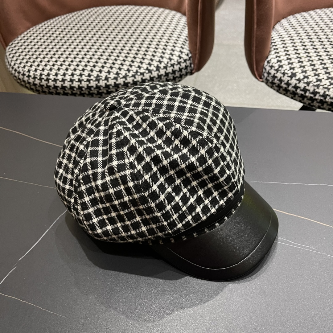  普拉达 2025 新款韩版格纹贝雷帽女春秋百搭显脸小
休闲画家帽潮八角帽
