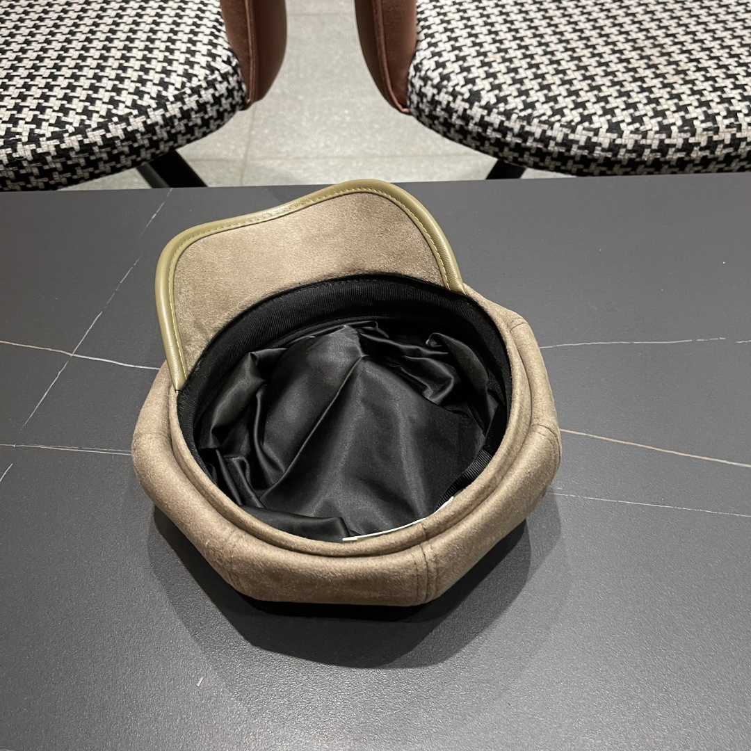  赛琳 2025春秋新款毛呢八角帽子女韩版时尚鸭
舌贝雷帽显脸小文艺画家帽甜美