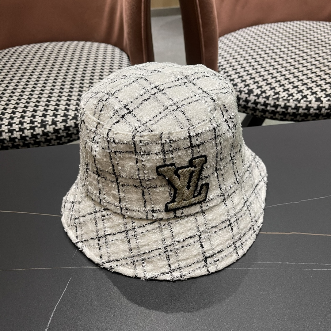  Lv路易威登 2025年新款小标格纹渔夫帽子女春秋时尚遮阳
盆帽可折叠气质显脸小