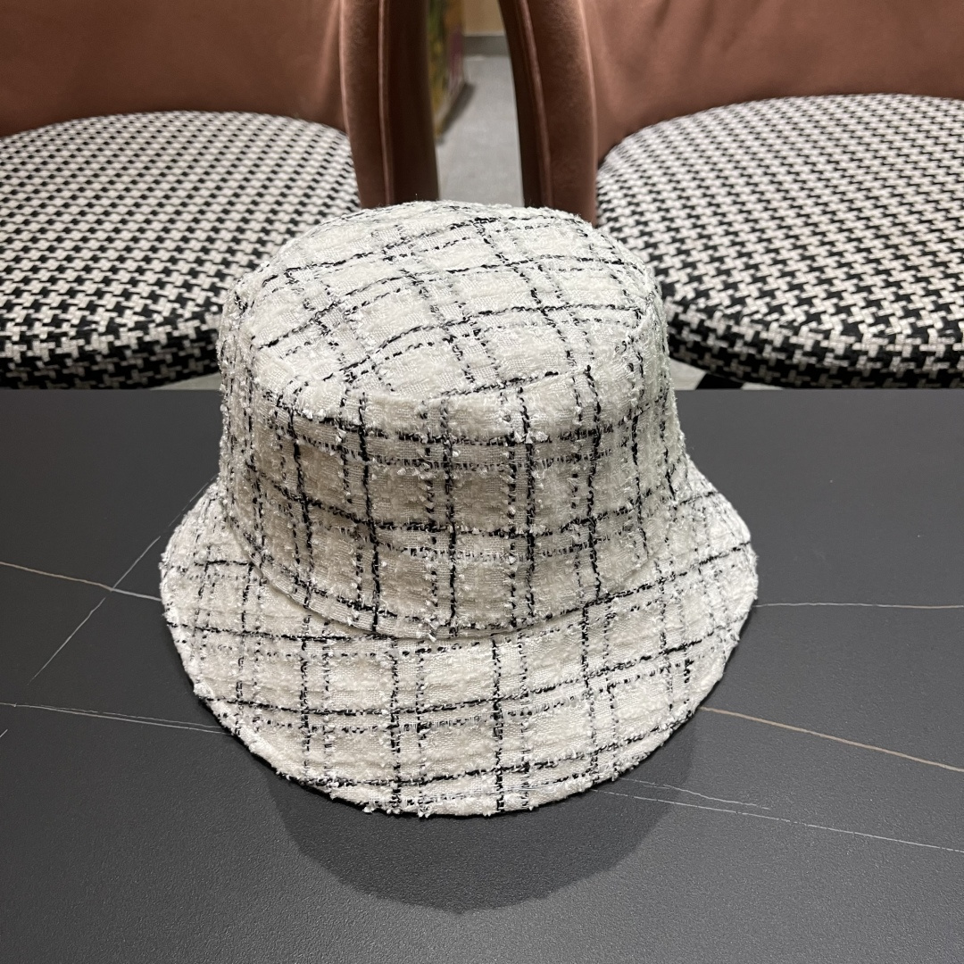  Lv路易威登 2025年新款小标格纹渔夫帽子女春秋时尚遮阳
盆帽可折叠气质显脸小