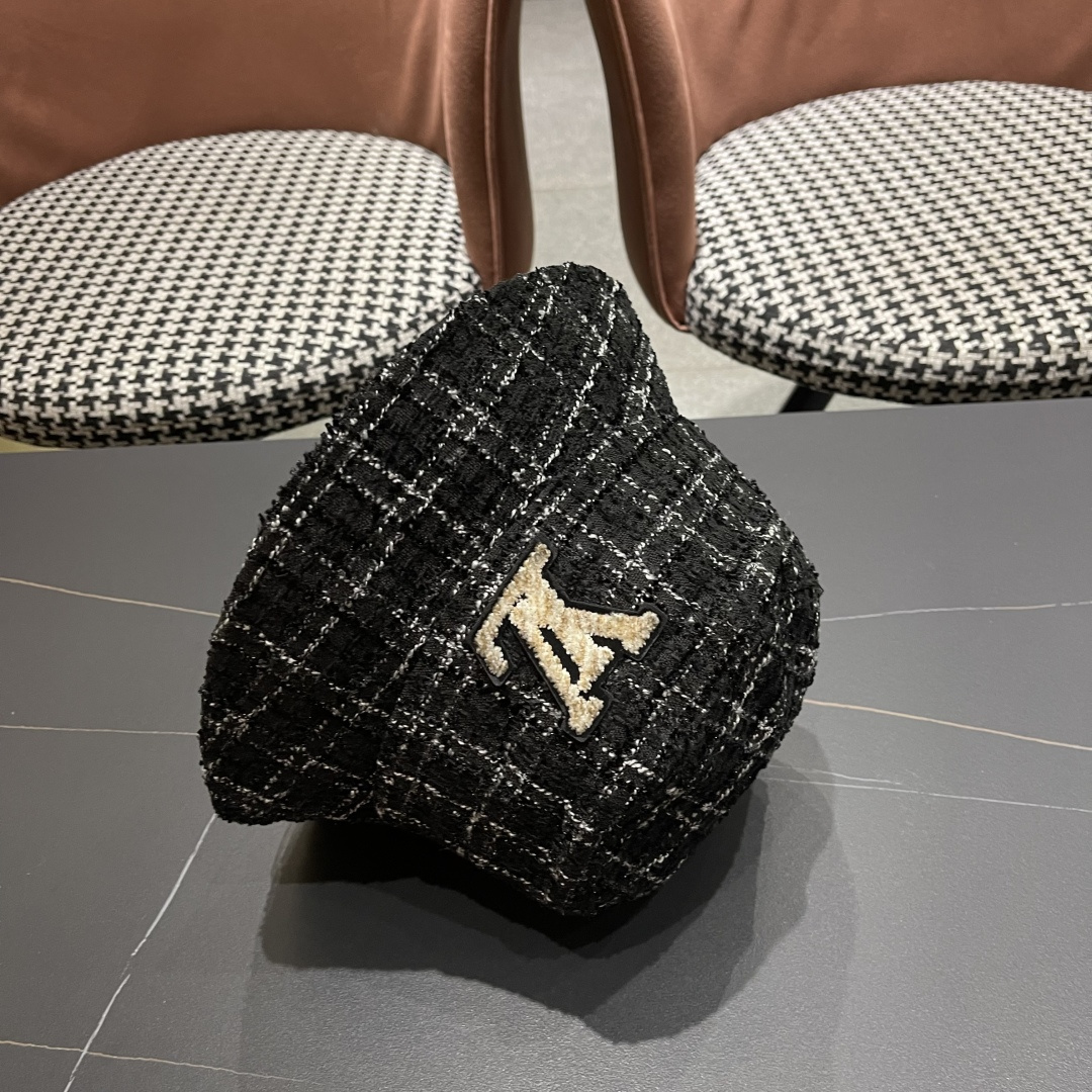  Lv路易威登 2025年新款小标格纹渔夫帽子女春秋时尚遮阳
盆帽可折叠气质显脸小