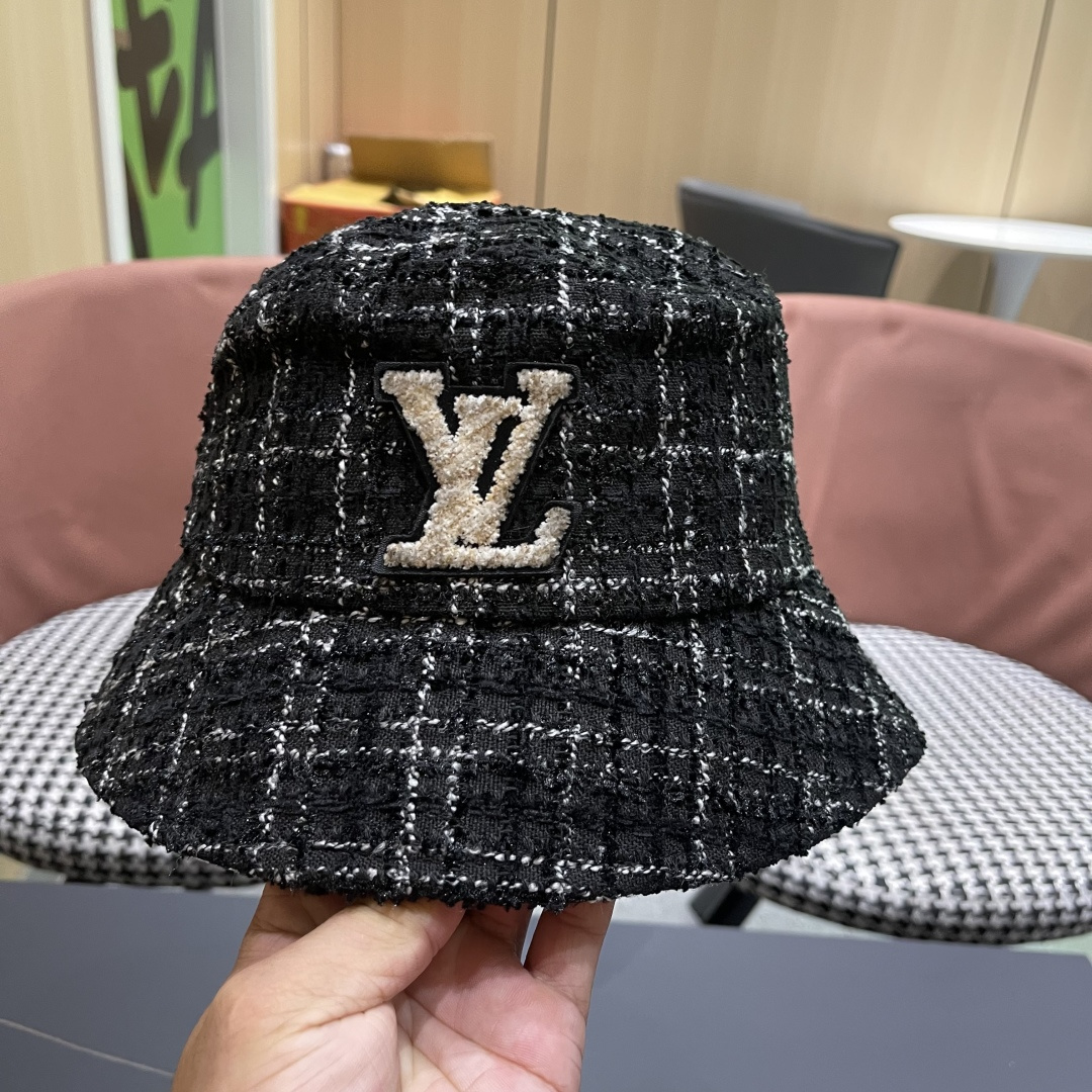  Lv路易威登 2025年新款小标格纹渔夫帽子女春秋时尚遮阳
盆帽可折叠气质显脸小