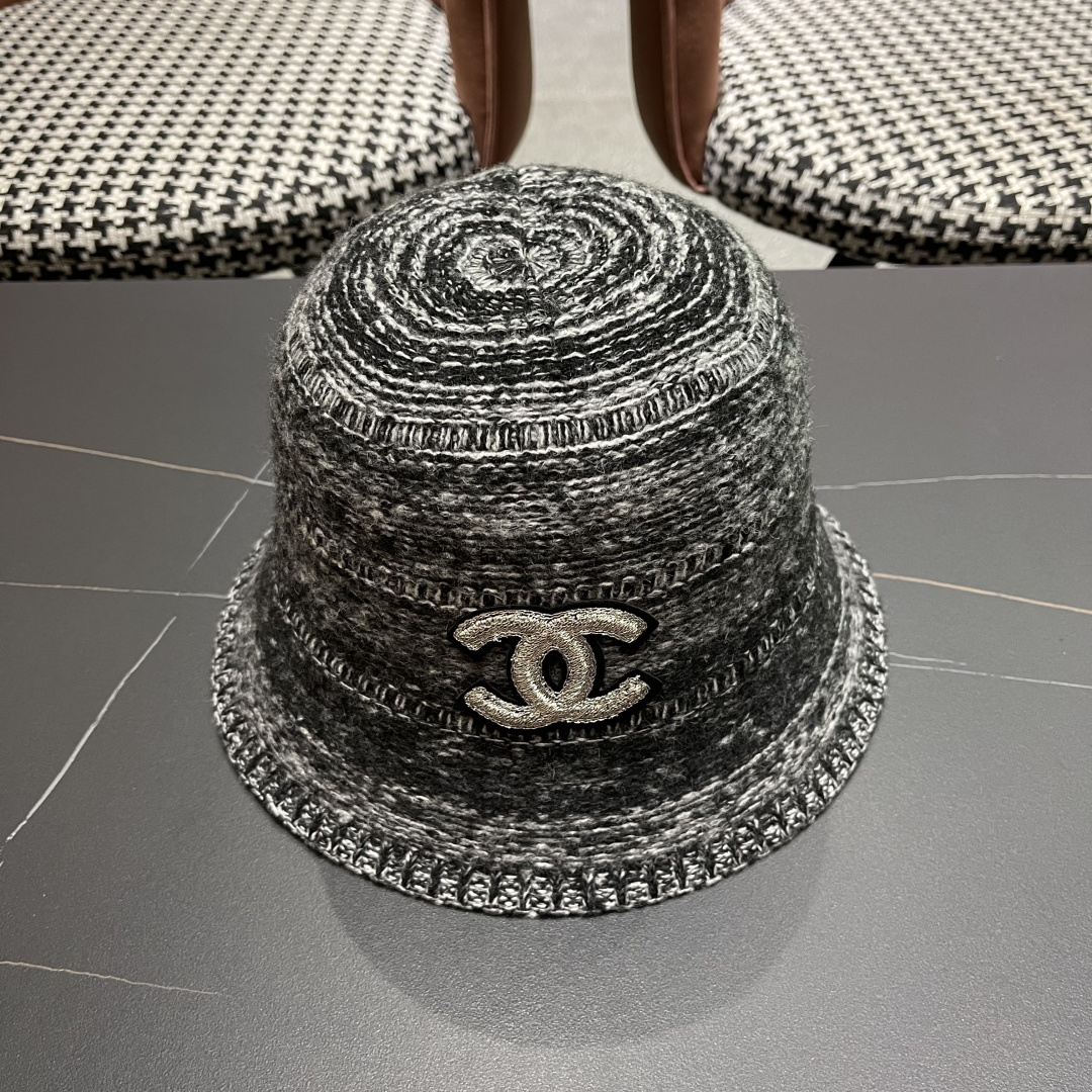  香奈儿 2025混色针织简约新款渔夫帽女士春季气
质百搭防晒水桶帽遮阳盆帽子潮
