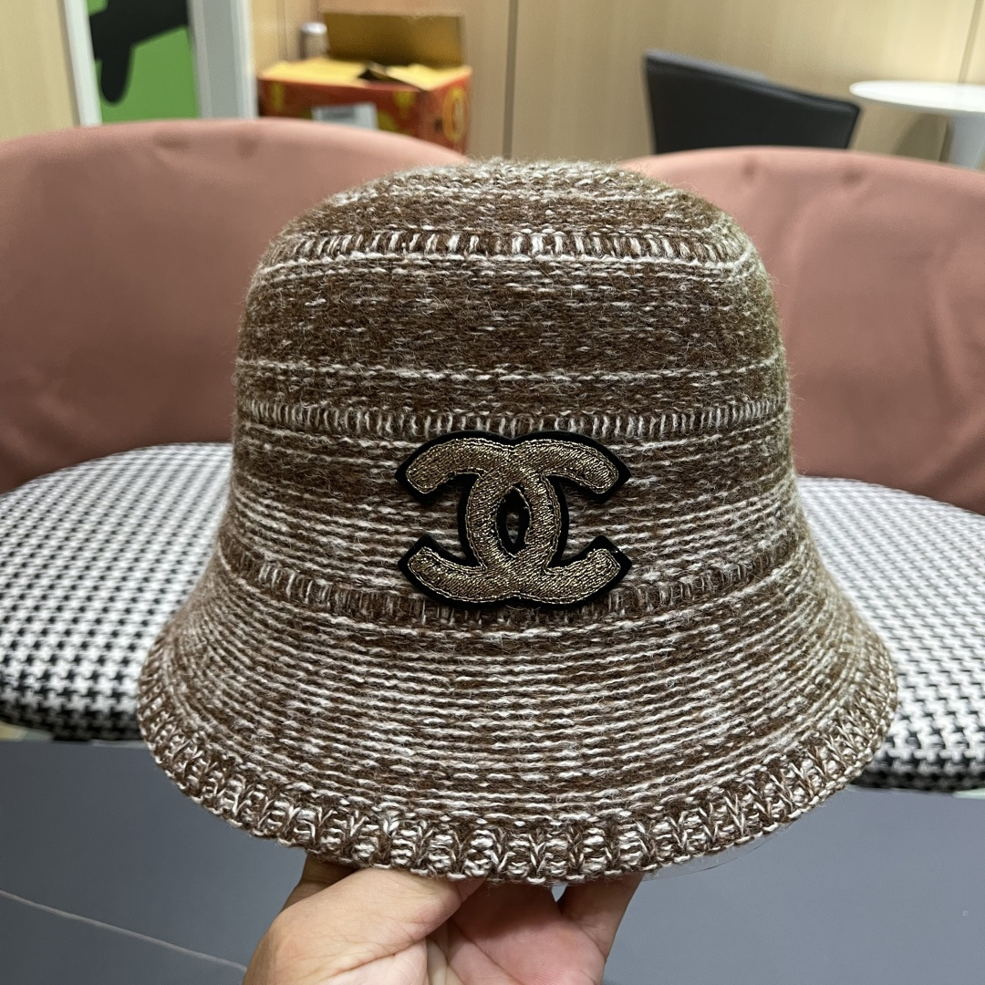  香奈儿 2025混色针织简约新款渔夫帽女士春季气
质百搭防晒水桶帽遮阳盆帽子潮
