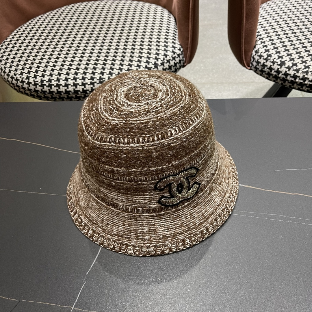  香奈儿 2025混色针织简约新款渔夫帽女士春季气
质百搭防晒水桶帽遮阳盆帽子潮