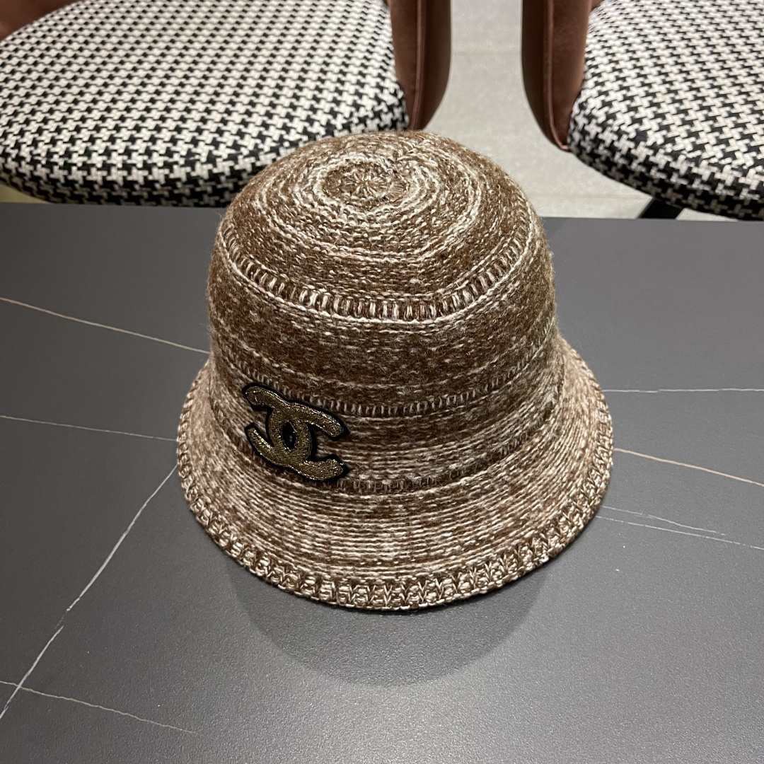  香奈儿 2025混色针织简约新款渔夫帽女士春季气
质百搭防晒水桶帽遮阳盆帽子潮