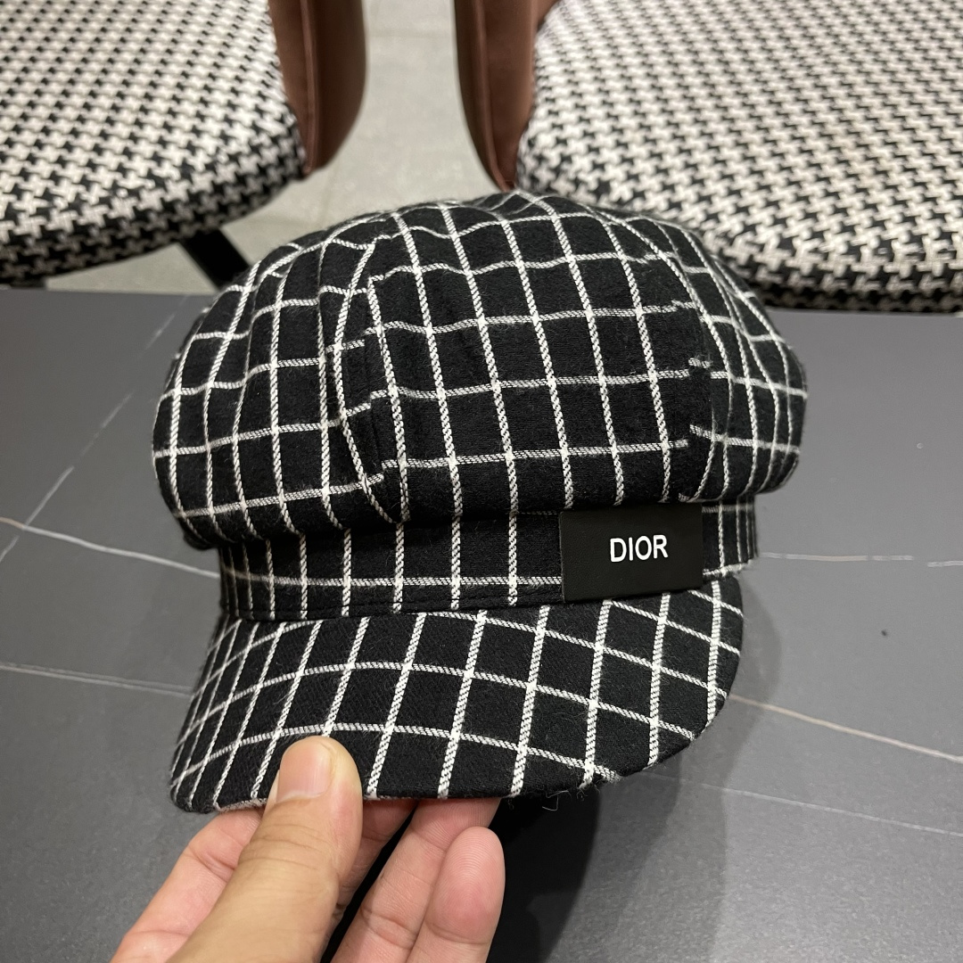  迪奥2025韩版八角帽子女士轻薄格子鸭舌帽秋天学生画家
帽薄款透气贝雷帽