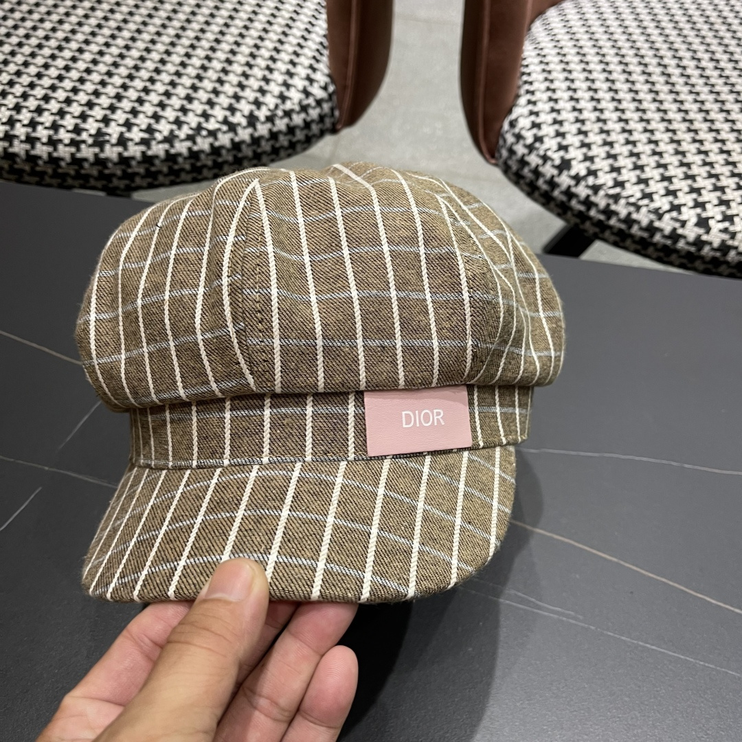 迪奥2025韩版八角帽子女士轻薄格子鸭舌帽秋天学生画家
帽薄款透气贝雷帽